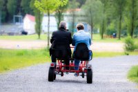 Navarra destina 141.000 euros a seis proyectos de innovación social para mejorar el bienestar de las personas mayores de 50 años
